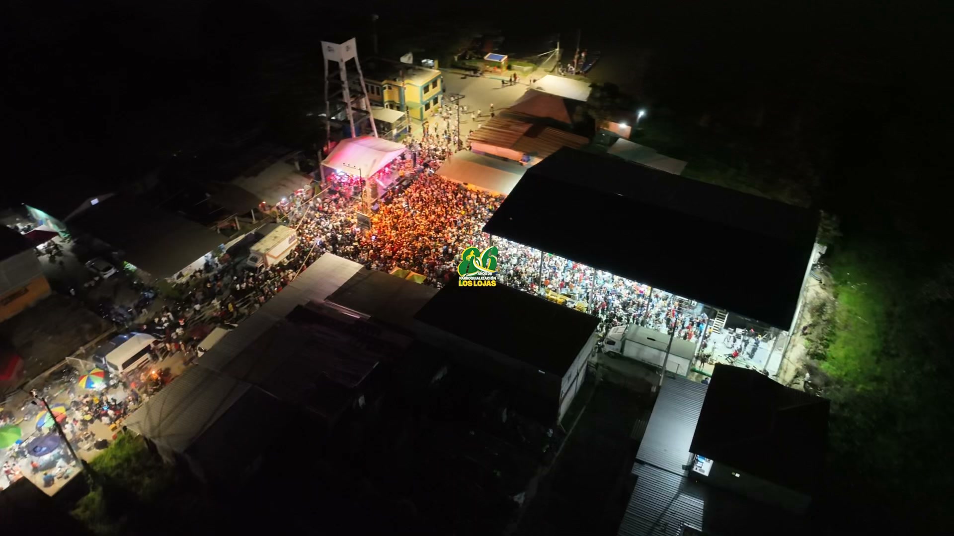 Los Lojas cierra mes de fiestas parroquialización con show de Los Terribles Diamantes